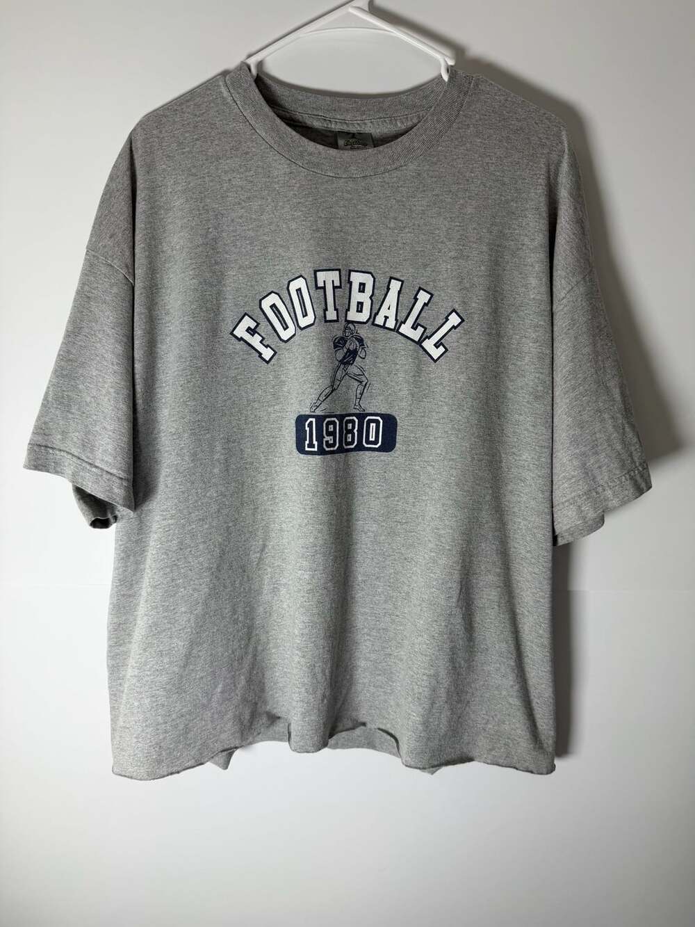 Vintage Eastbay ‘Football 1980’ Gray T-Shirt 2XL Mens Crop Cut